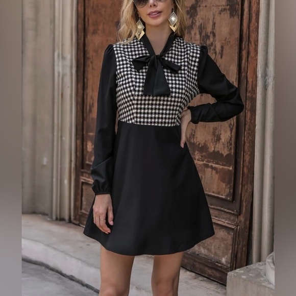 NEW!! Houndstooth Bow-Tie Dress – Size XL - Picture 4 of 8